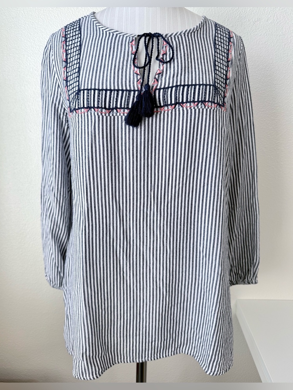 Old Navy Blue White Striped Embroidered Tunic Shirt Boho Tassel Size Medium